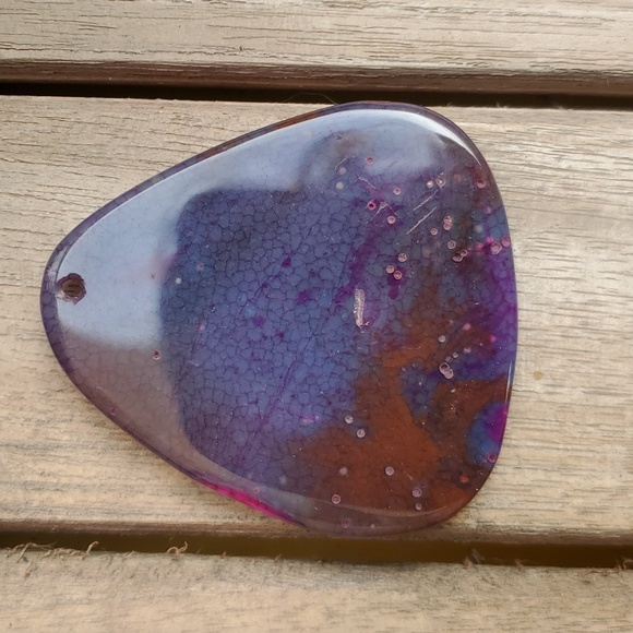 New Purple Fire Dragon Veins Agate Triangle Pendant. - Picture 4 of 15